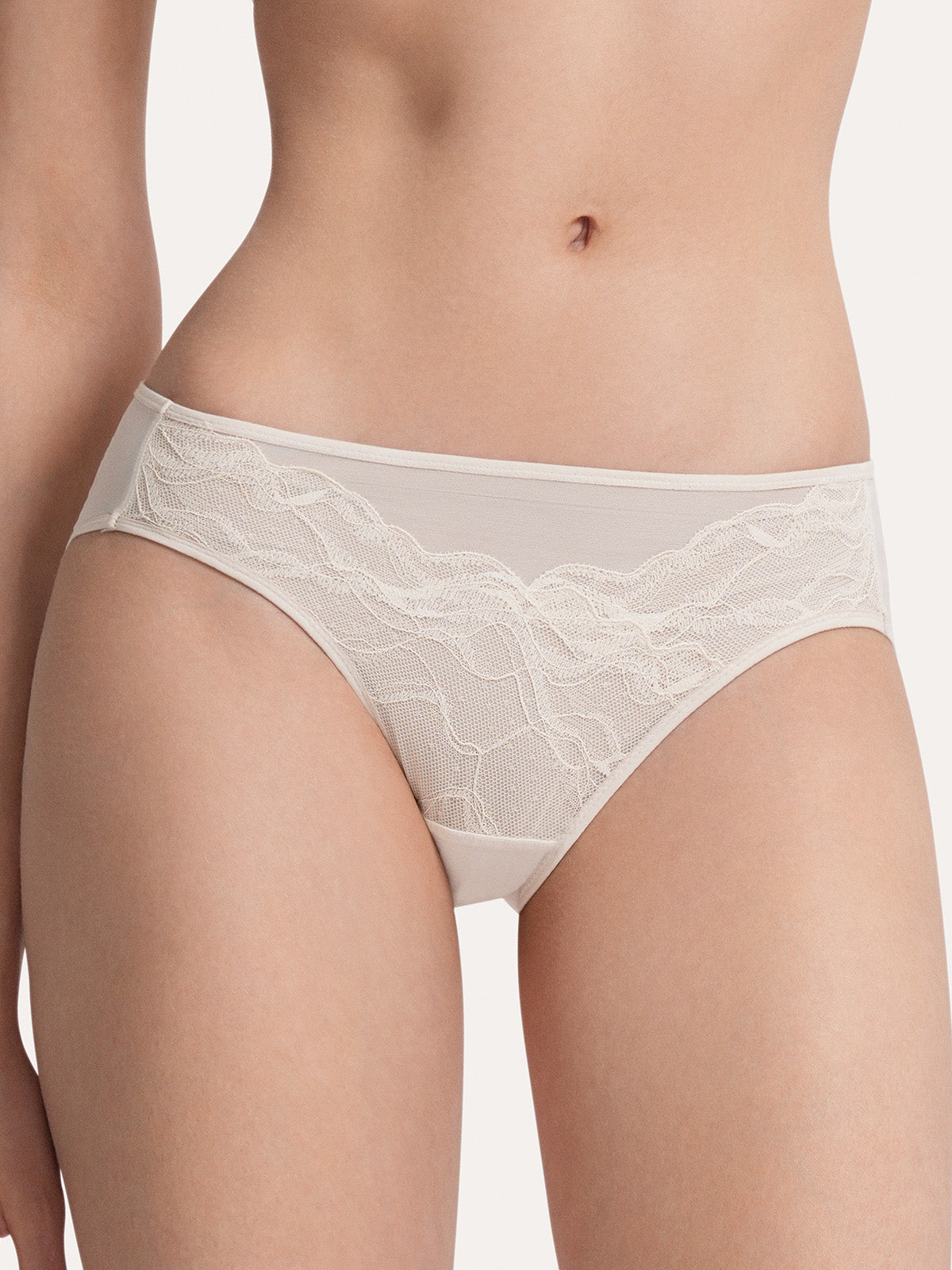 Lace Hiphugger Brief