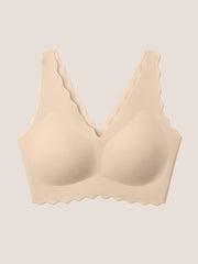 Seamless Wave Trimmed Deep V-Neck Bralette - Smart Size